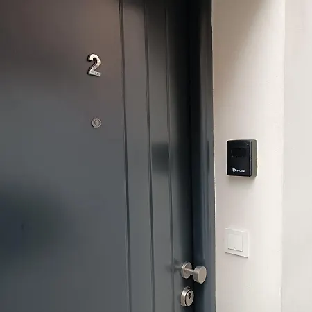 Apartment Vial 1 *